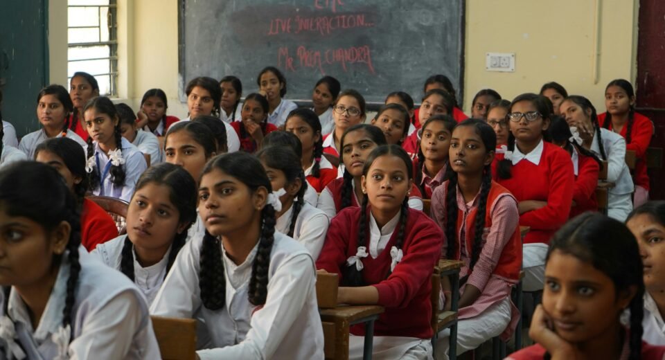 Students getting counselled about the topic "What Should I Do after 10th?" in their school